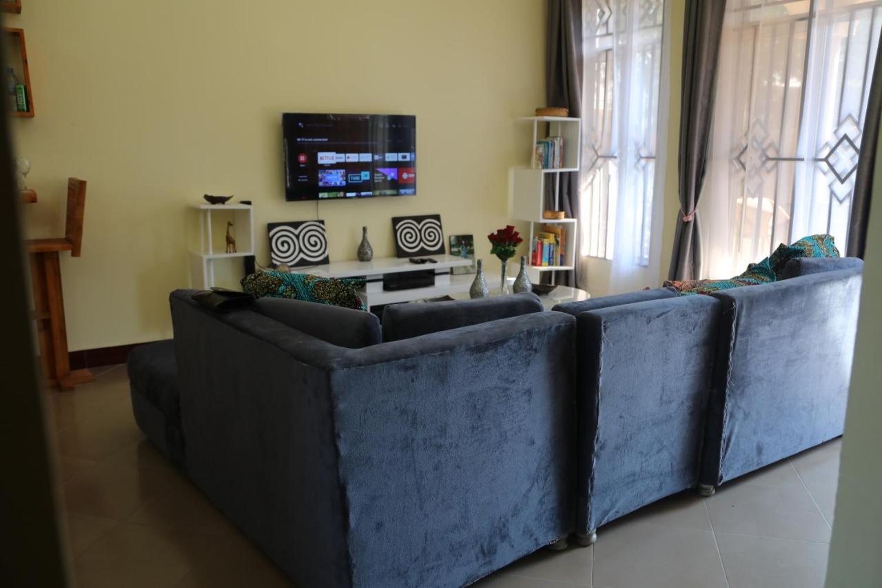 Pearl Lulu Modern Bnb Homestay Dar es Salaam Zewnętrze zdjęcie