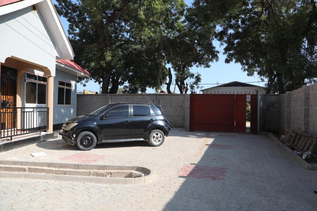 Pearl Lulu Modern Bnb Homestay Dar es Salaam Zewnętrze zdjęcie